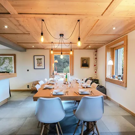 Sixtine - Pour 10 Personnes 174 * Chamonix
